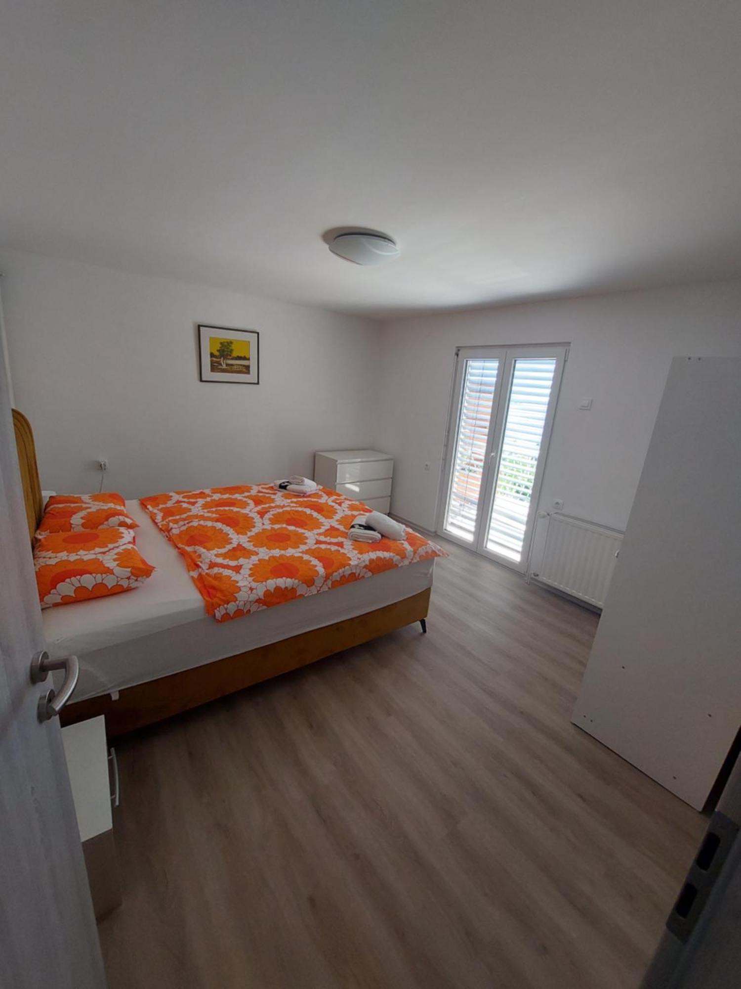 Apartma Ursa Portoroz Bagian luar foto