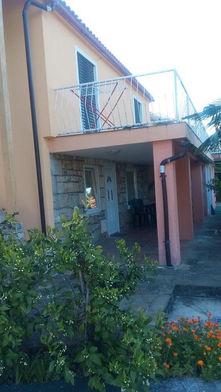 Apartma Ursa Portoroz Bagian luar foto